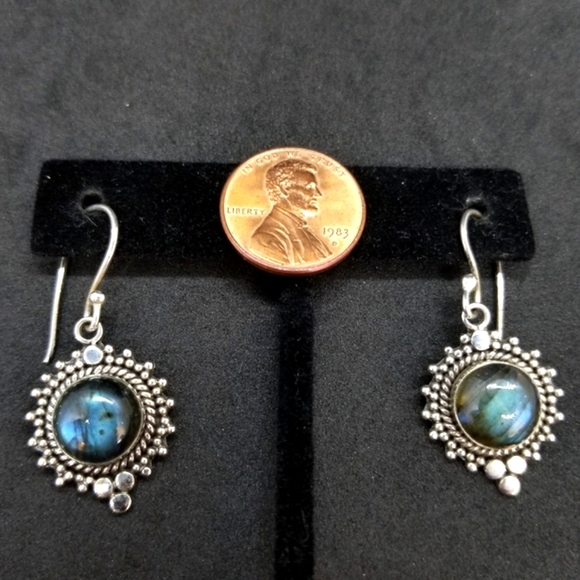 Sterling silver labradorite cabochon orb earrings - Picture 5 of 7